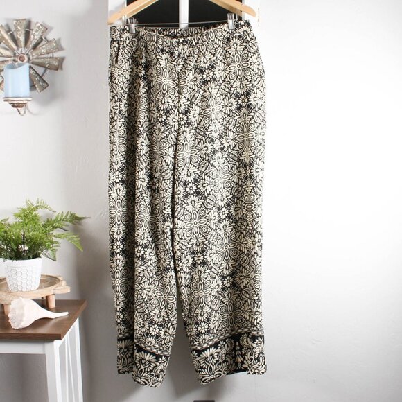 Bloomchic Mid Rise Boho Print Pocket Pants - Size 18-20/2X - NWT - Picture 2 of 10